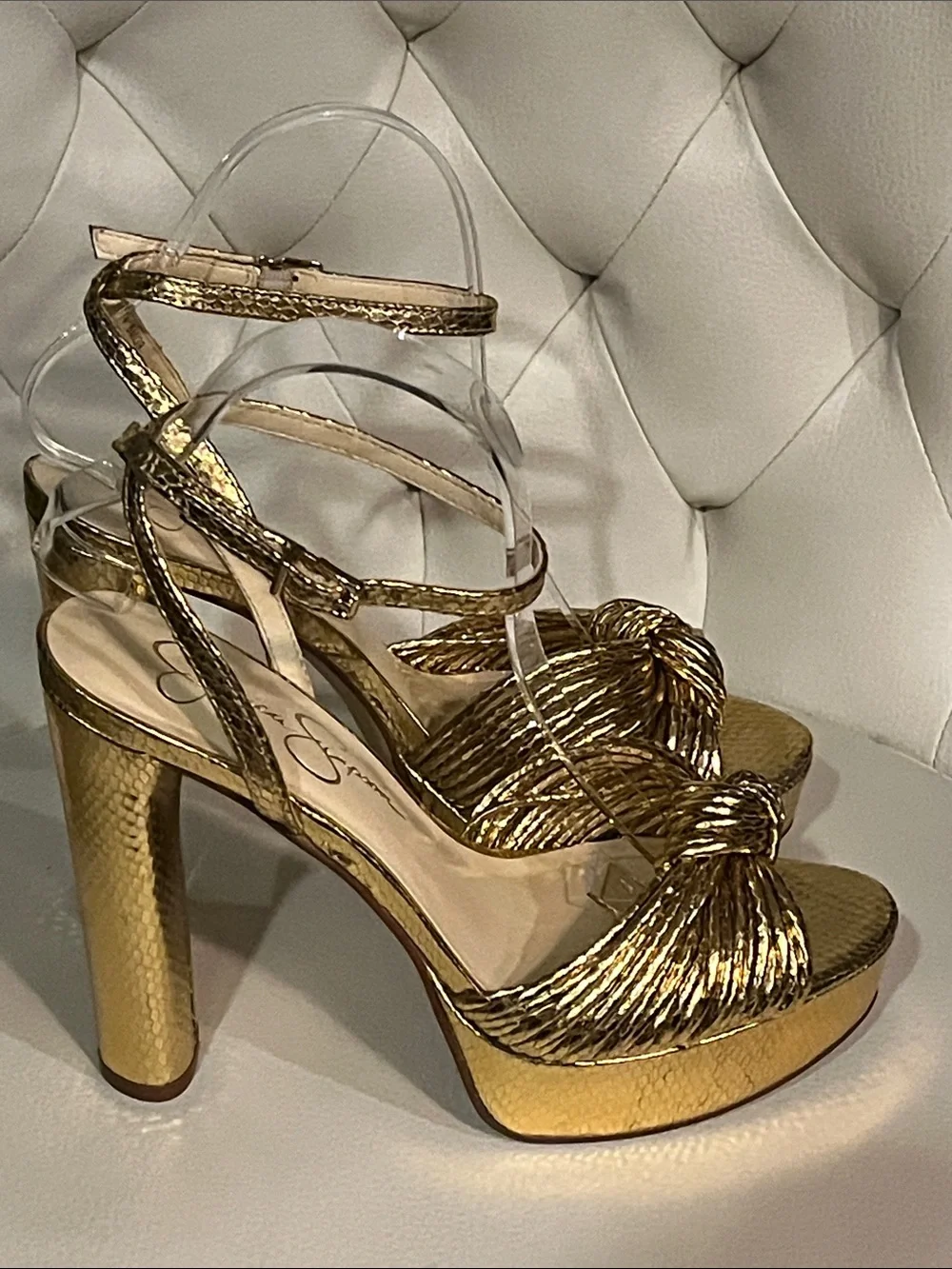 Jessica Simpson glam metallic